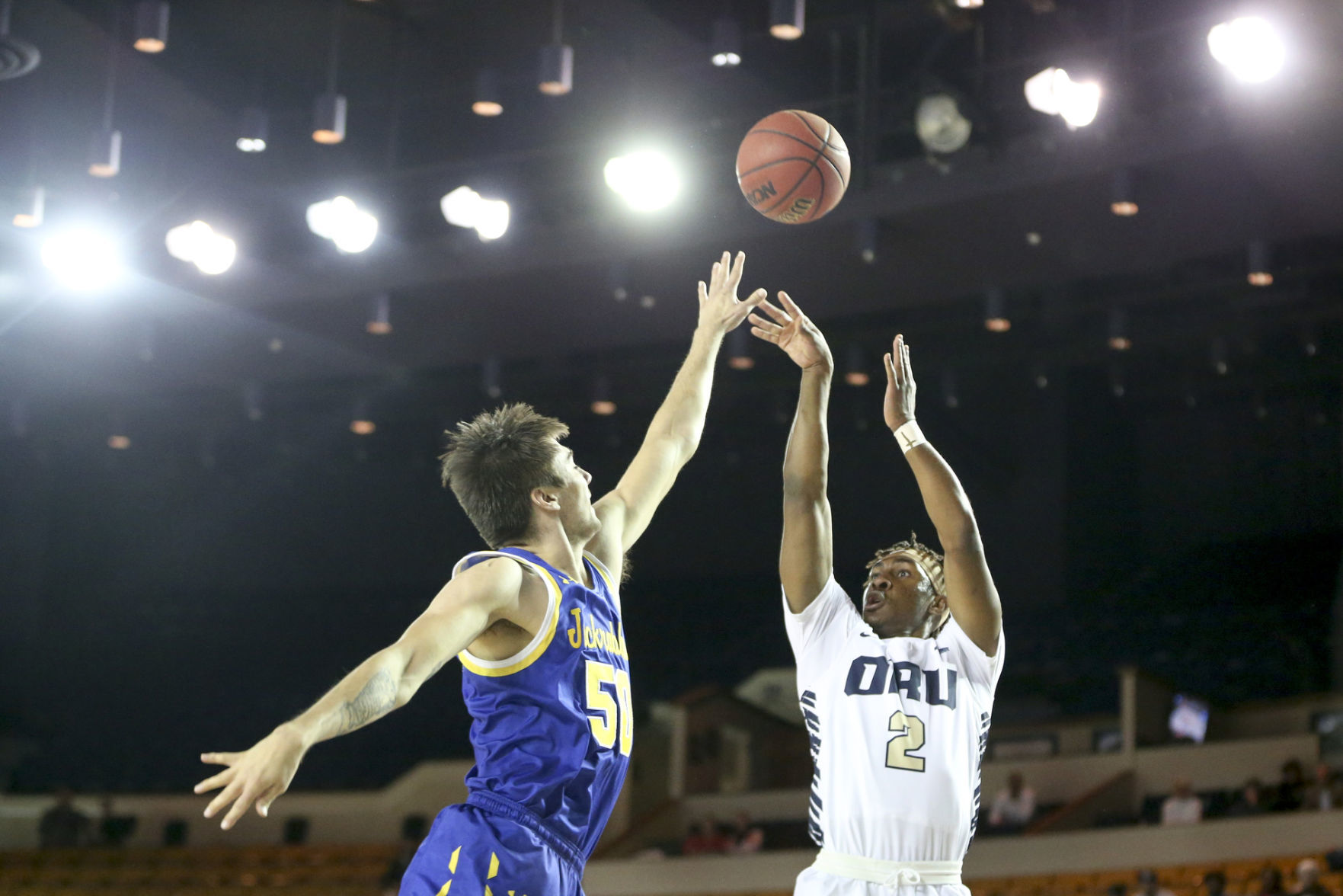 Oral Roberts Golden Eagles vs South Dakota State Jackrabbits